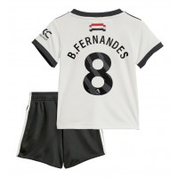 Maglia Calcio Manchester United Bruno Fernandes #8 Terza Divisa Bambino 2024-25 Manica Corta (+ pantaloncini)